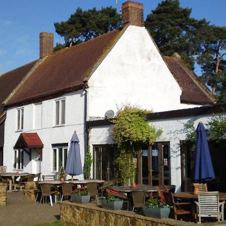 Farthingstone Hotel Bagian luar foto